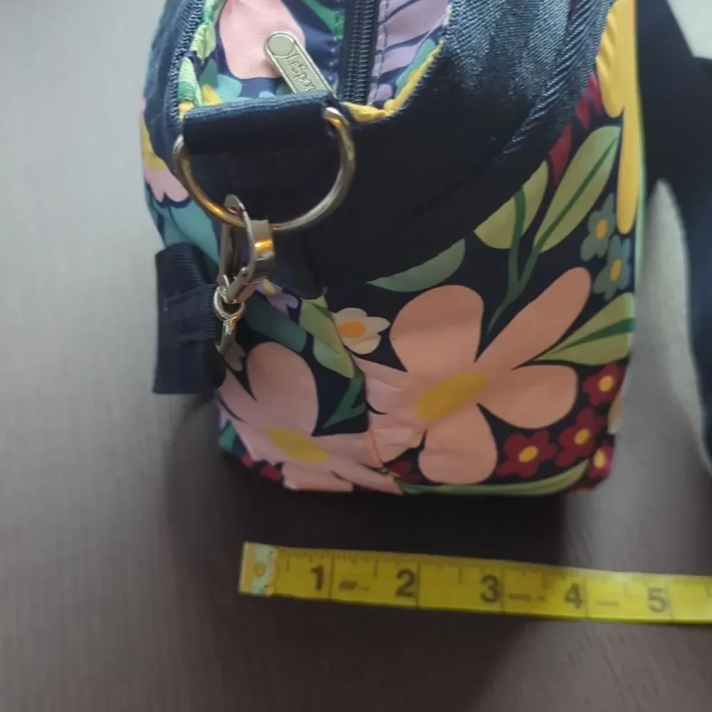 Lesportsac Merimecco Style retro Pop Art Floral Crossbody Shoulder Bag - Picture 10 of 17